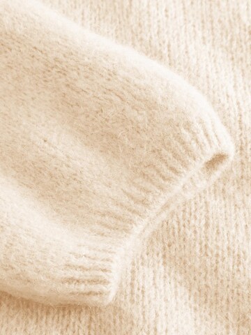 Top ' Mimi ' de la Noella pe bej