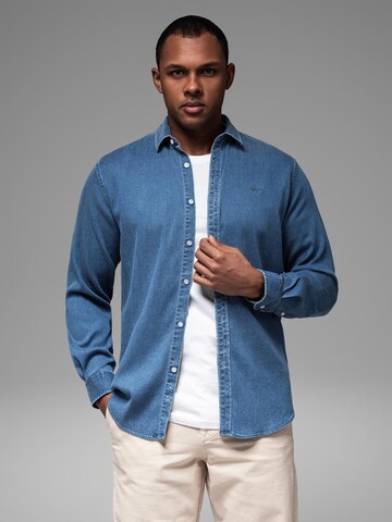 Ombre Slim Fit Hemd 'OM-SHDS-0180' in Blau: Vorderseite