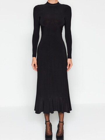 Rochie de la Trendyol pe negru