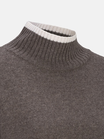 Dine'n'Dance Sweater in Brown: front