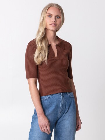 Indiska Sweater 'Elaine' in Brown: front