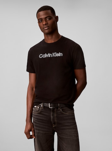 T-Shirt Calvin Klein en noir : devant