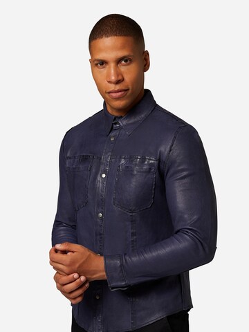 Slim fit Camicia 'Das Reverse' di RICANO in blu