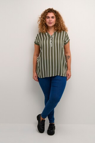 KAFFE CURVE - Blusa 'Sida' em verde