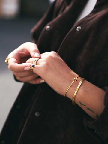 Les Reines Armband 'Gordian Knot - Minimalist Cuff Bracelet 24K Gold Plated' in Goud