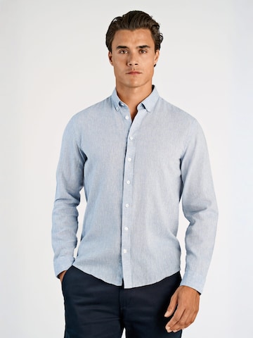 Coupe regular Chemise Lindbergh en bleu