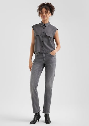 QS Slimfit Jeans 'Catie' in Grijs