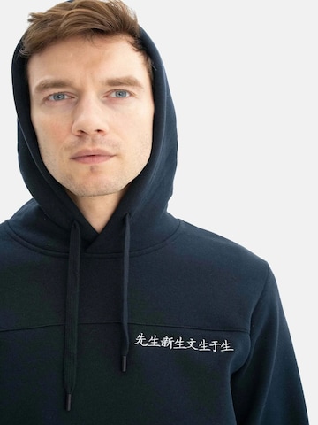 Arma Collegepaita värissä sininen