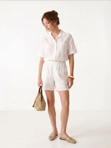 Tenue d'intérieur Happiness İstanbul en blanc