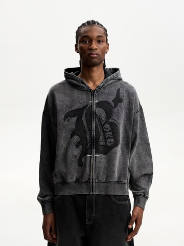 Bershka Sweatjacke in Grau: Vorderseite