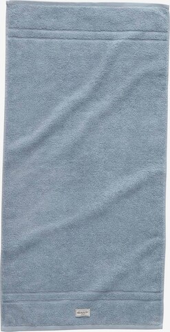 GANT Towel in Blue: front