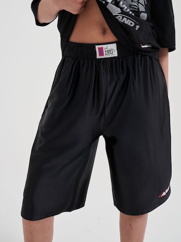 AND1 Loosefit Bukser i sort: forside