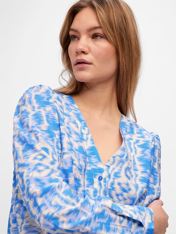 OBJECT - Blusa 'Nebi' en azul