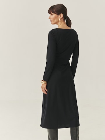 TATUUM Damenkleid Wirkware GARANA in Schwarz