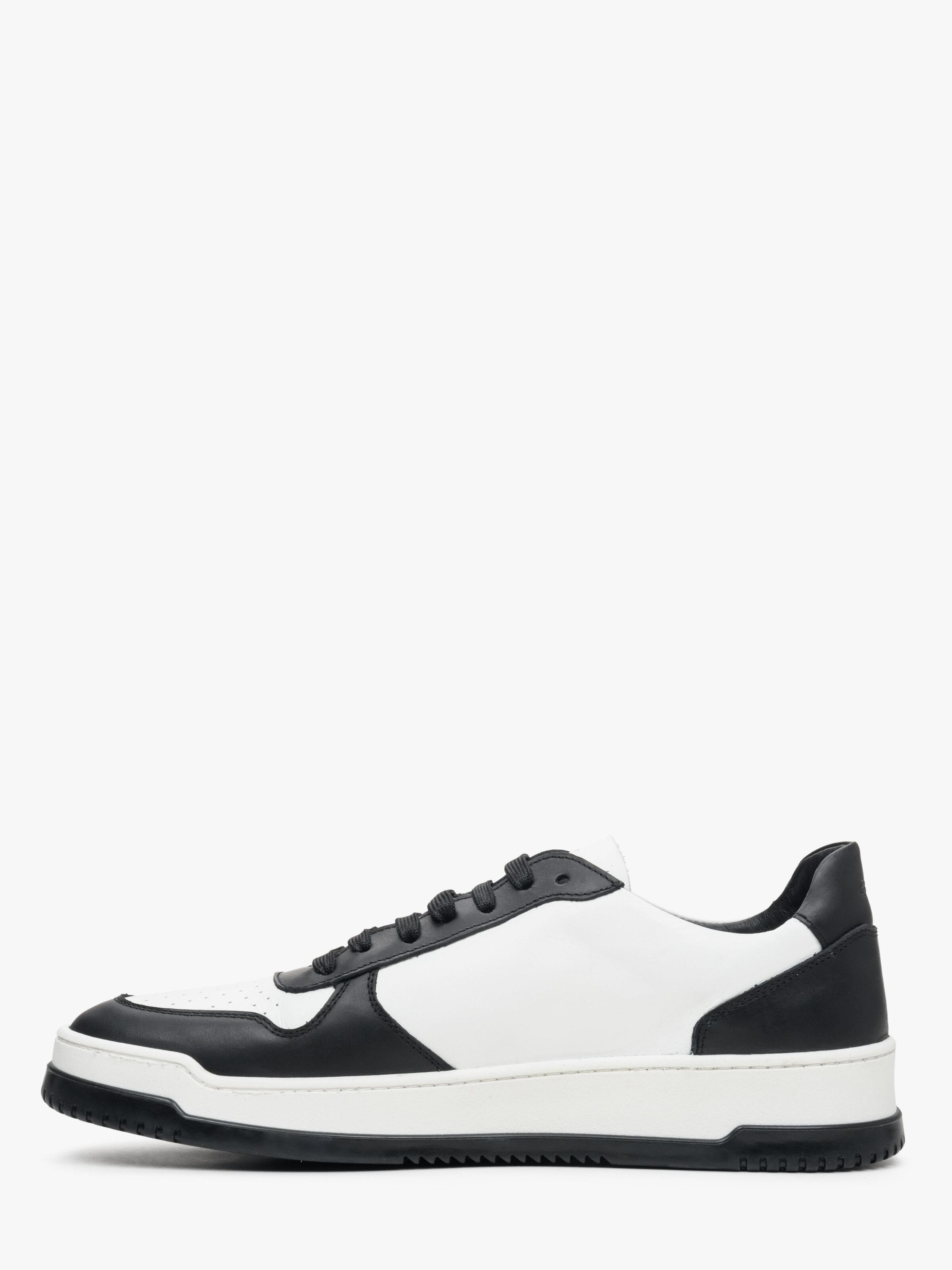 Sneaker bassa '09-4045' di Estro in nero: frontale
