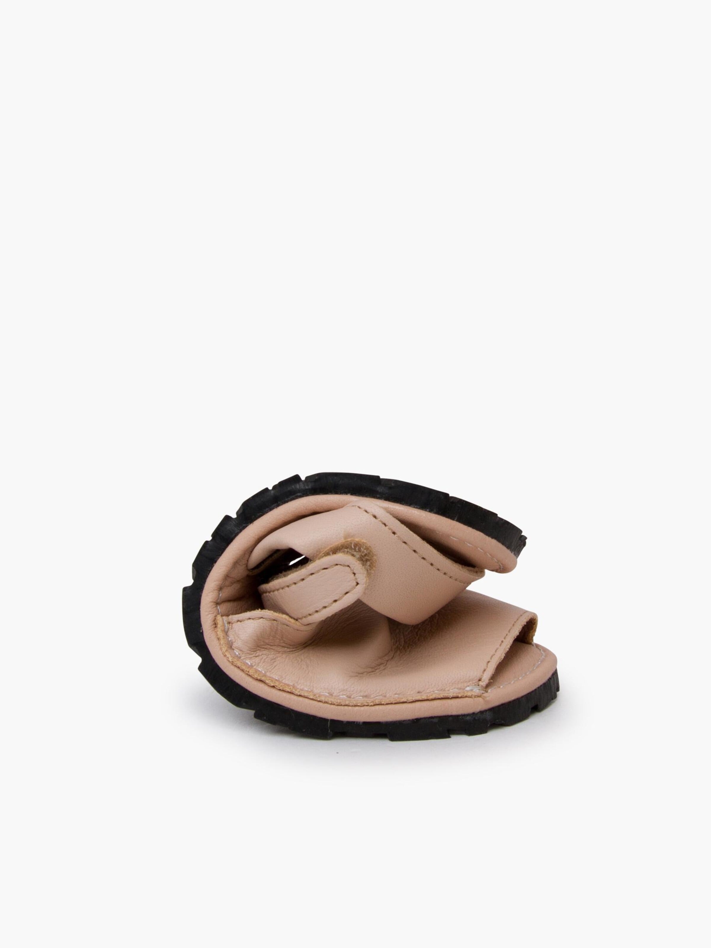 Sandalo di Pisamonas in beige
