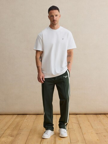 DAN FOX APPAREL Свободный крой Штаны 'Andreas' в Зеленый
