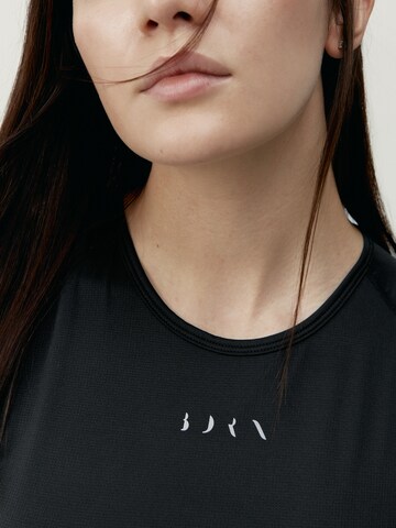 Born Living Yoga Functioneel shirt ' Tora ' in Zwart