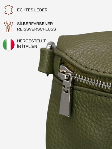 Brise Shoulder Bag 'Afia' in Green