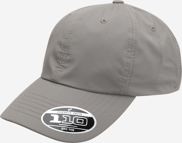 Casquette '110' Flexfit en gris : devant