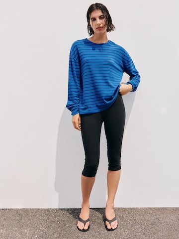 Pull&Bear Тениска в синьо