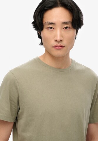 T-Shirt 'Essential' Superdry en vert