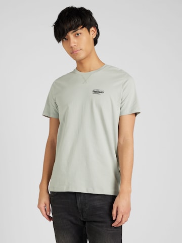 Pepe Jeans - Camiseta 'CHASE' en verde: frente
