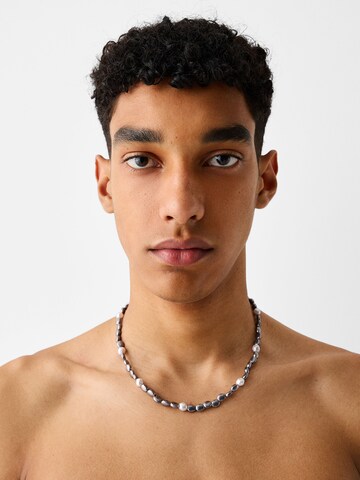 Bershka Necklace in Silver: front