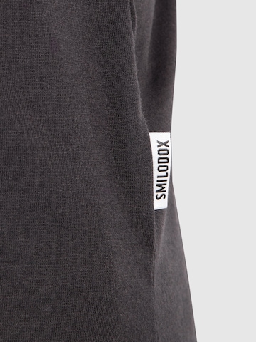 T-Shirt fonctionnel ' Leno ' Smilodox en gris