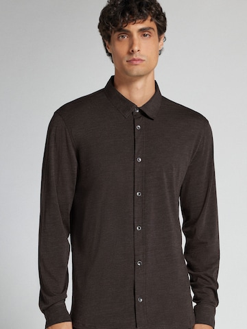IUMAN Intimissimi Regular fit Button Up Shirt in Brown