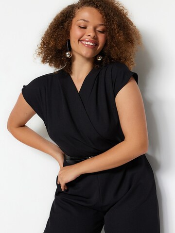 Trendyol Curve - Jumpsuit en negro