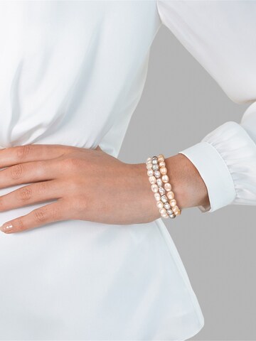 Valero Pearls Armband in Wit: voorkant