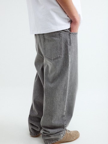 BALMOHK Baggy Jeans 'JOHNNY' in Grau