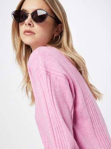 VERO MODA Sweter 'INNIE' w kolorze różowy