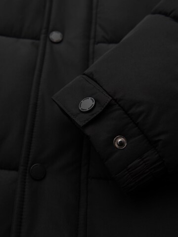 Ombre Winter Jacket 'OM-JALJ-0309' in Black
