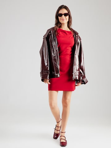 ONLY - Vestido de tubo 'ONLEVI' en rojo