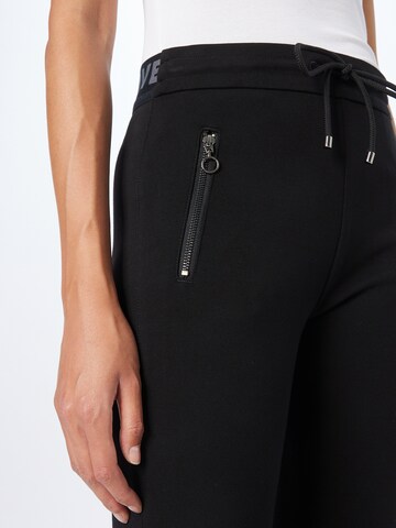 MAC - Slimfit Pantalón 'EASY smart' en negro