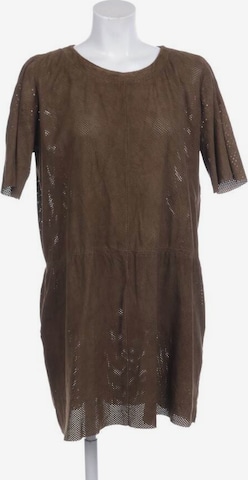 Utzon Dress in M in Brown: front