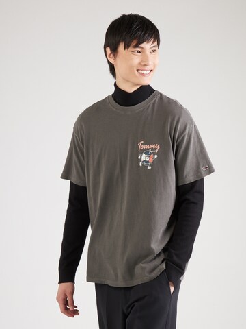 Tommy Jeans Μπλουζάκι 'NOVELTY 2' σε γκρι