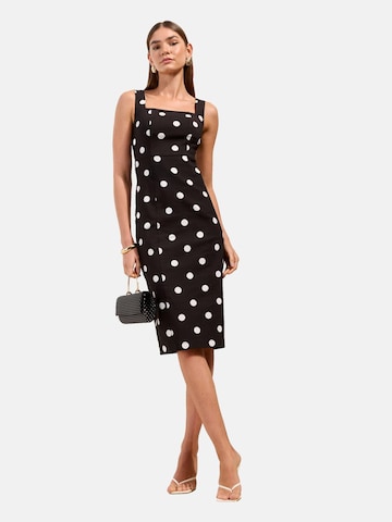 melns Friends Like These Kleita: no priekšpuses