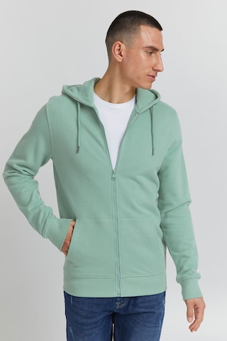 11 Project Zip-Up Hoodie 'Thorbjörn' in Green: front
