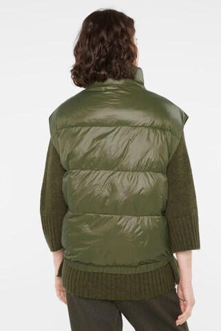SENSES.THE LABEL Glänzende Steppweste Oversized in Grün