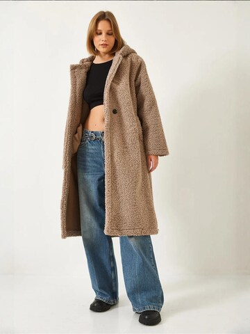 Bianco Lucci - Sobretudo meia-estação em castanho