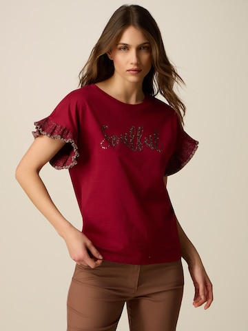 Maglietta di oltre in rosso