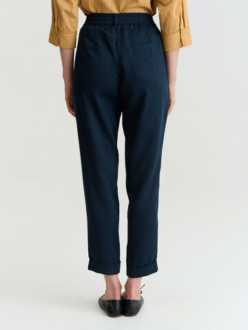 TATUUM Regular Trousers in Blue