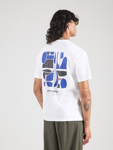 T-Shirt 'ONSBLOOM' Only & Sons en blanc : devant