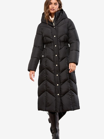 Lipsy Преходно палто в черно