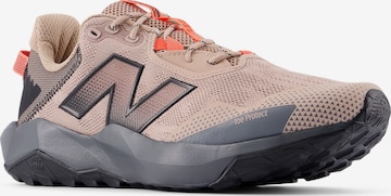 Chaussure de course 'DynaSoft Nitrel v6' new balance en marron : devant