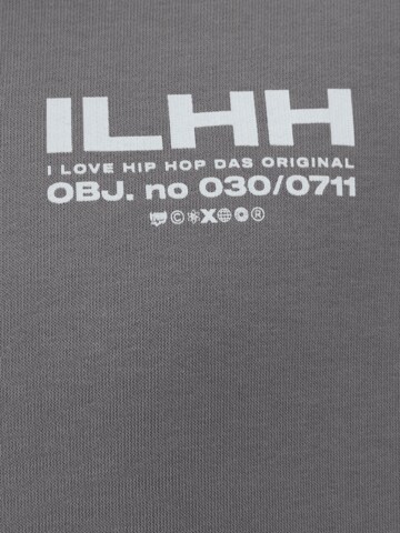 ILHH Sweatshirt 'Mika' in Grau