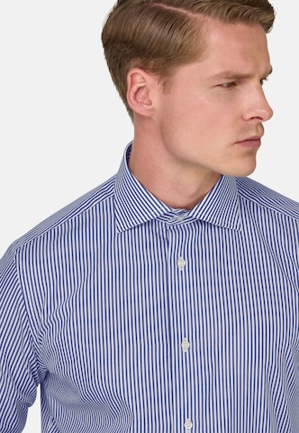 Coupe regular Chemise Boggi Milano en bleu